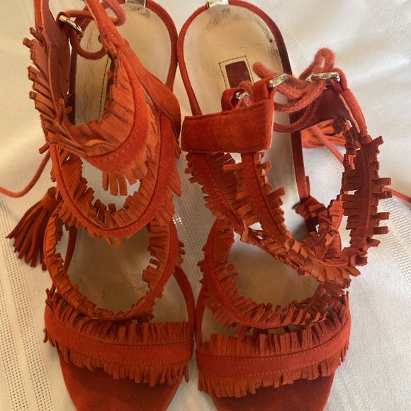 Guess High Heals - Picture 6 of 8